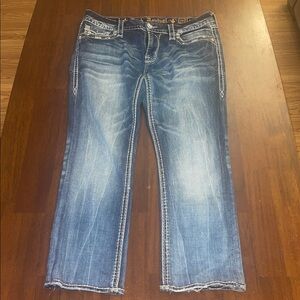 Rock Revival ladies med blue wash Boris Easy Straight Cropped jeans. Size 29